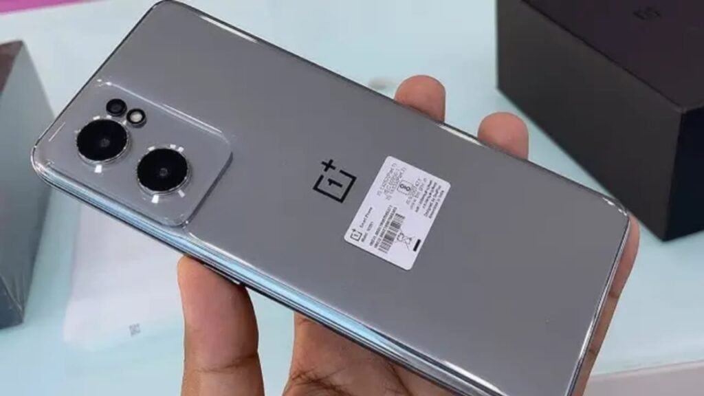 OnePlus Launches 5G Phone – Smooth 120Hz Display, 250MP OIS Camera & 180W Fast Charging, Only ₹9,000!